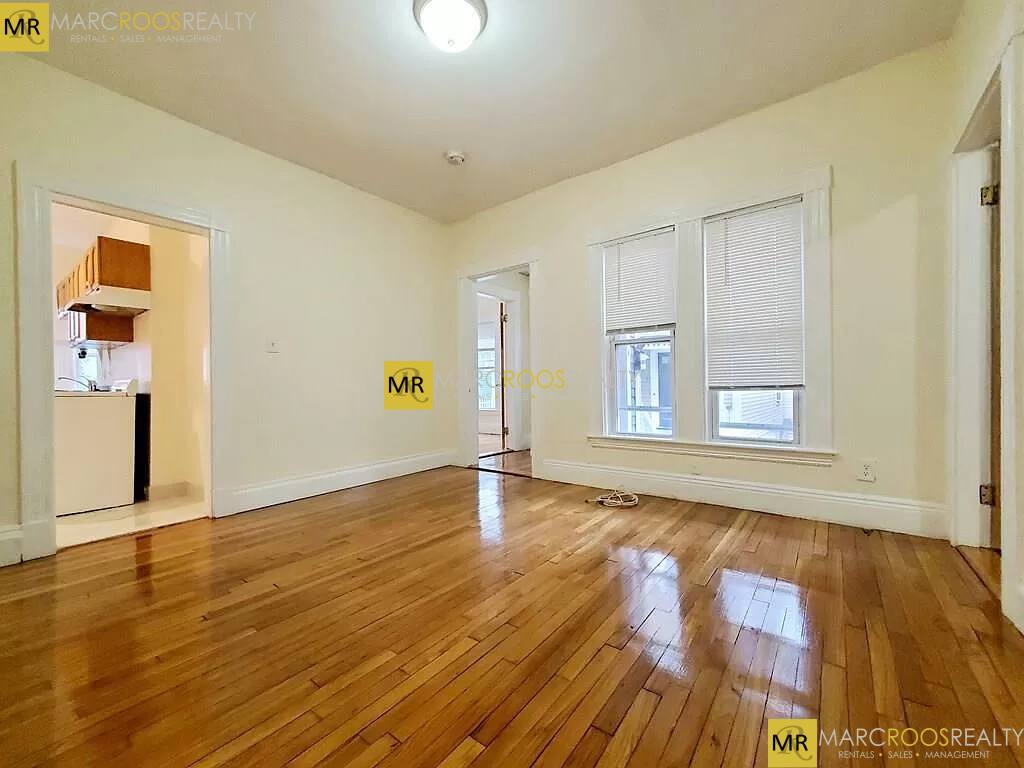 House for rent at 185 Beacon St #1, Somerville, MA 02143