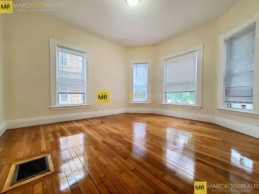 House for rent at 185 Beacon St #1, Somerville, MA 02143