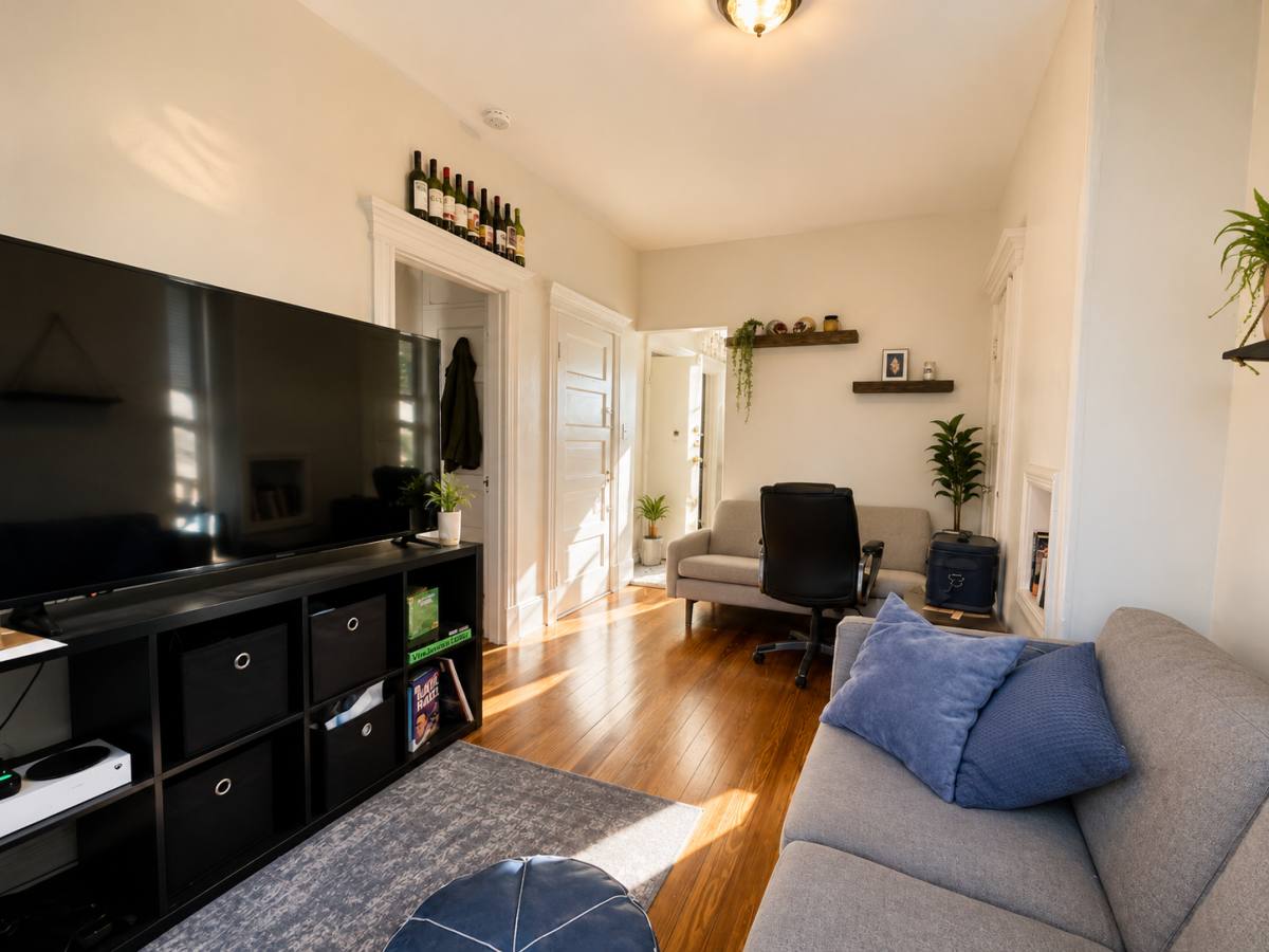 Apartment for rent at 8 Grove St #3, Boston, MA 02114