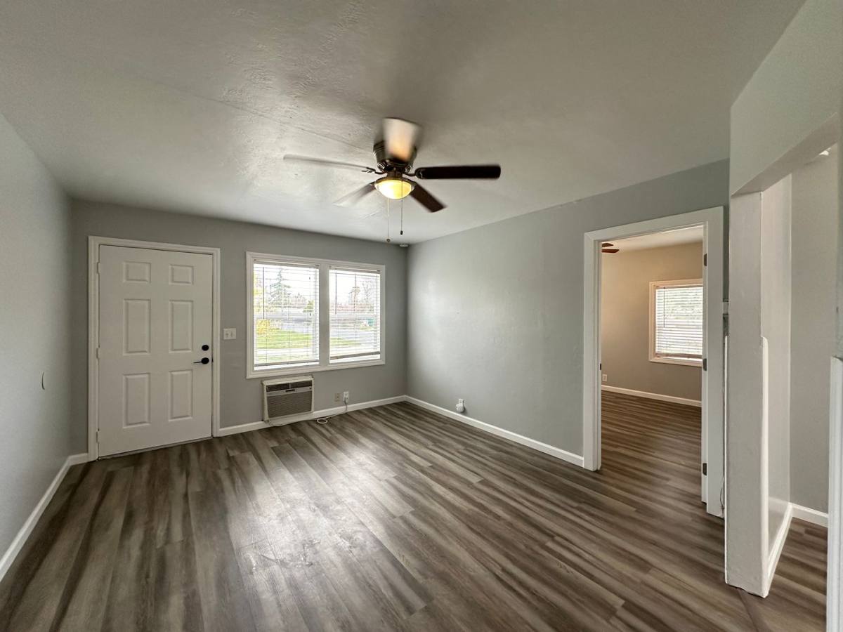 Apartment for rent at 736 Cedar St, West Sacramento, CA 95691