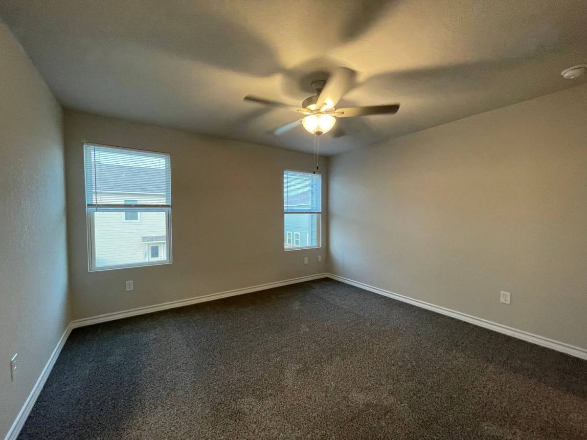 Townhouse for rent at 16914 Showdown Path #2, Schertz, TX 78154