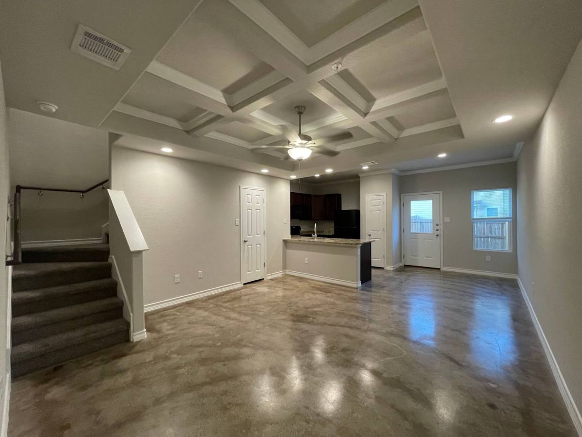 Townhouse for rent at 16914 Showdown Path #2, Schertz, TX 78154