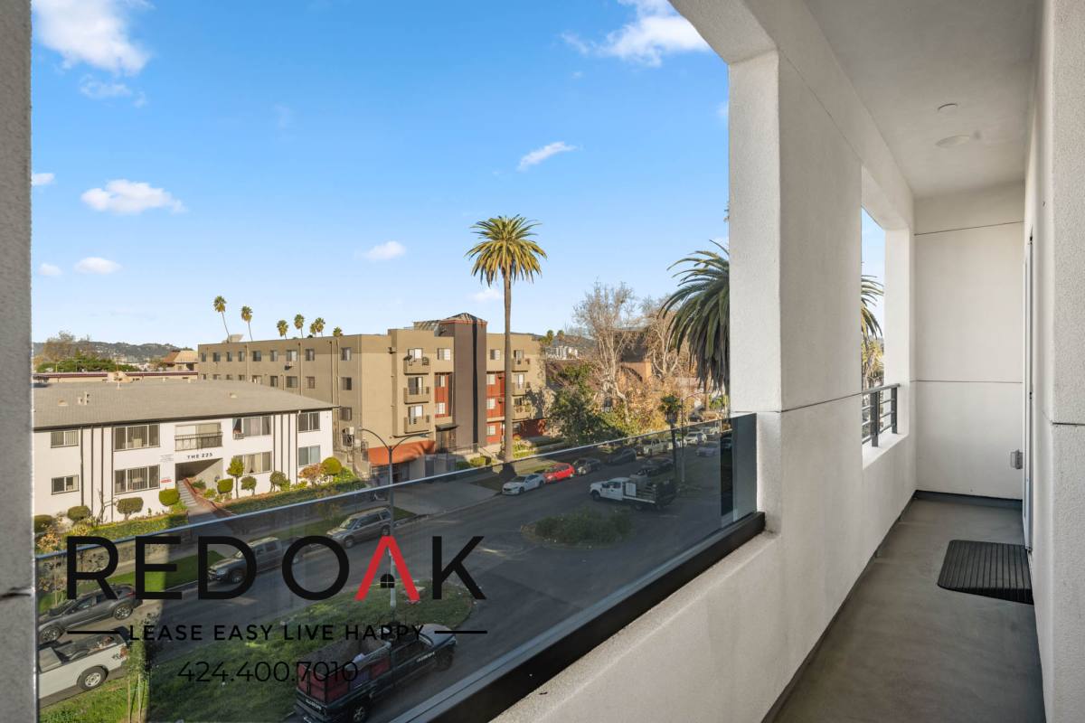 Condo for rent at 218 S Occidental Blvd #402, Los Angeles, CA 90057