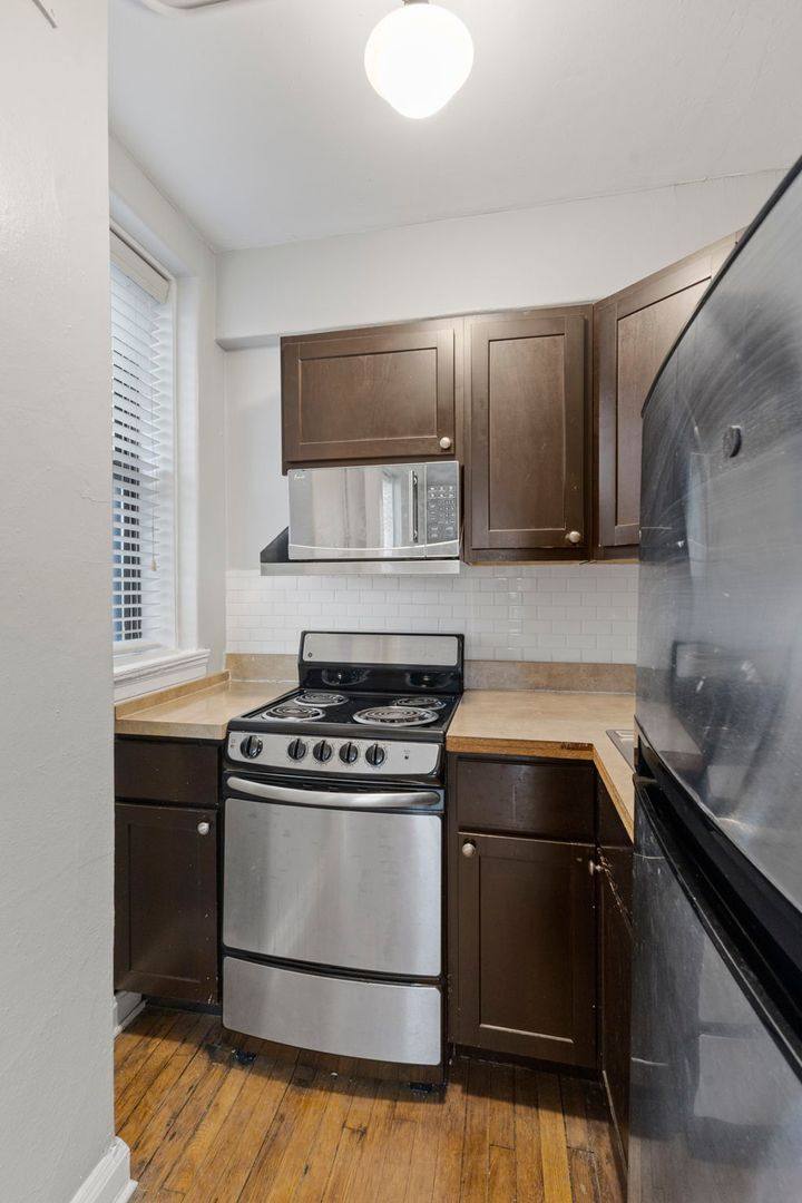 Apartment for rent at 28 E 16th St #407, Indianapolis, IN 46202