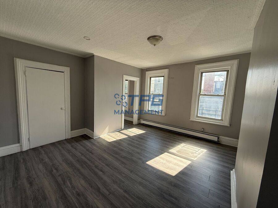 Apartment for rent at 96 Summer Ave #2, Newark, NJ 07104