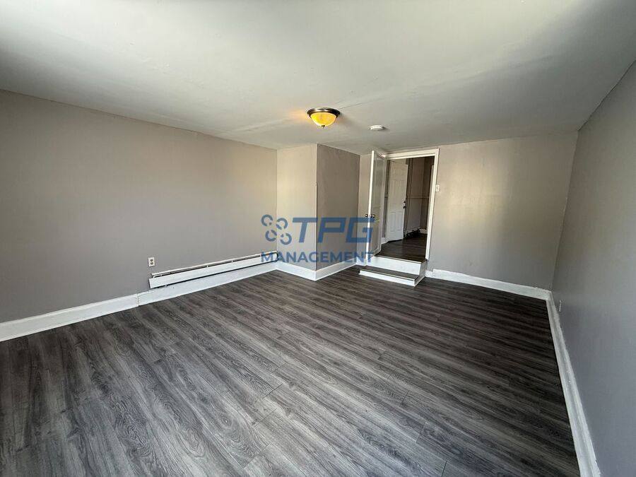 Apartment for rent at 96 Summer Ave #2, Newark, NJ 07104