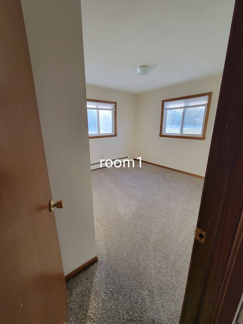Apartment for rent at 321 S Harrison St, Shakopee, MN 55379