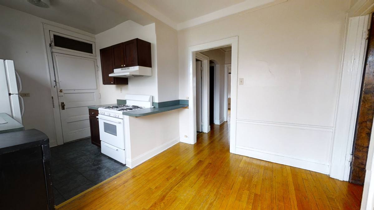 Apartment for rent at 822 Reba #2N, Evanston, IL 60202