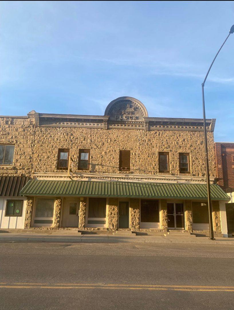 Apartment for rent at 412, 416 A&B, 418 Pike Ave, Columbus, MT 59019