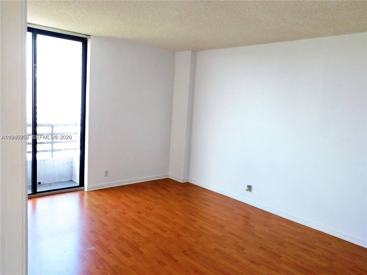 Apartment for rent at 3300 NE 191st St #1002, Miami, FL 33180