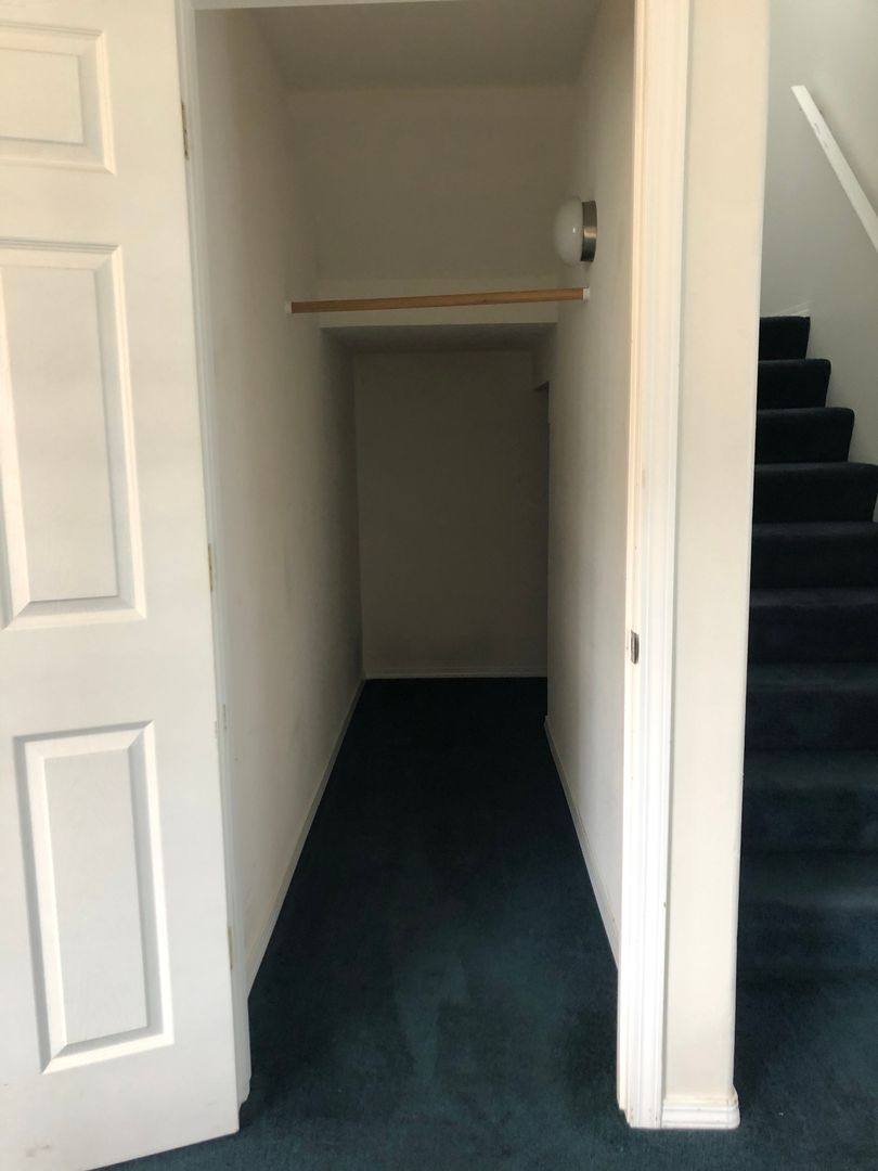 Townhouse for rent at 220 14th St, Blaine, WA 98230