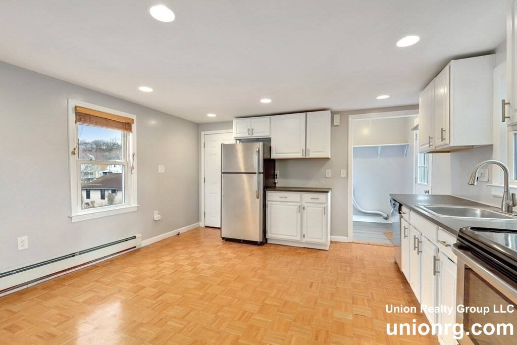 House for rent at 285 Park St #2, Medford, MA 02155