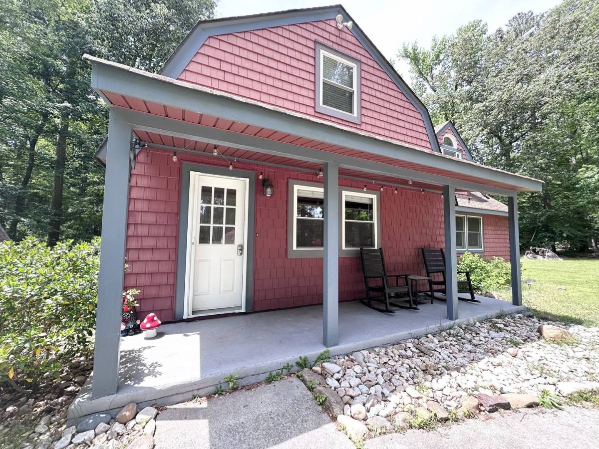 House for rent at 4893 Blackwater Rd, Virginia Beach, VA 23457