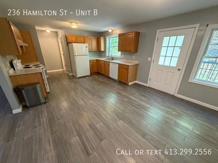 Townhouse for rent at 236 Hamilton St #B, Belchertown, MA 01007