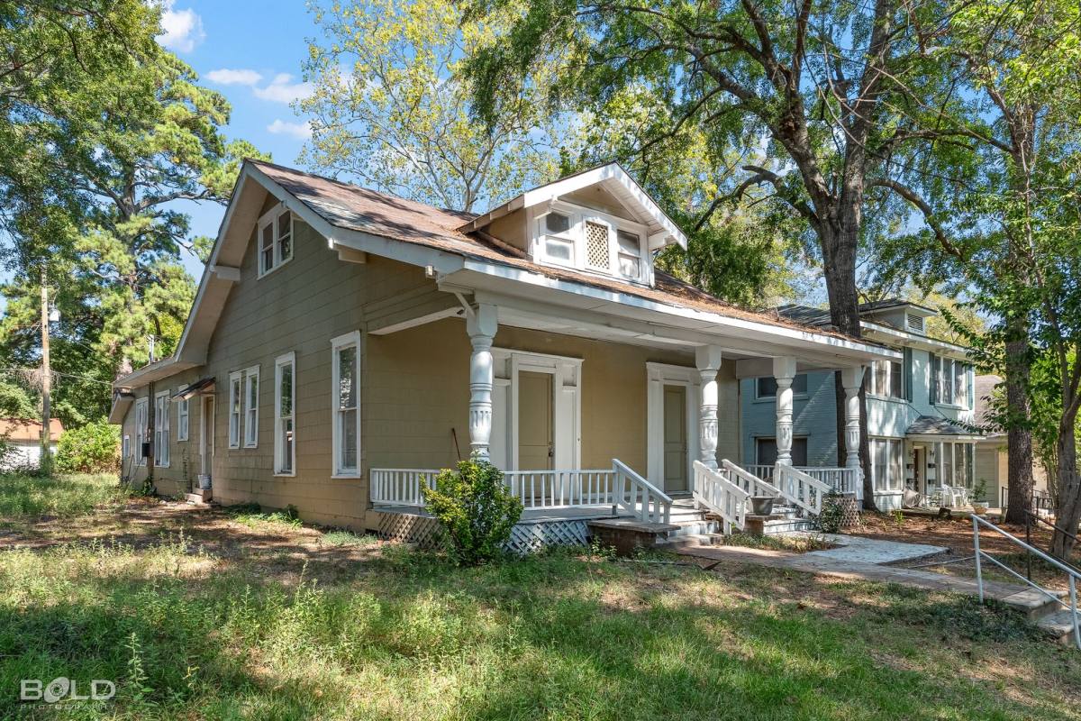 House for rent at 546 Dalzell St, Shreveport, LA 71104