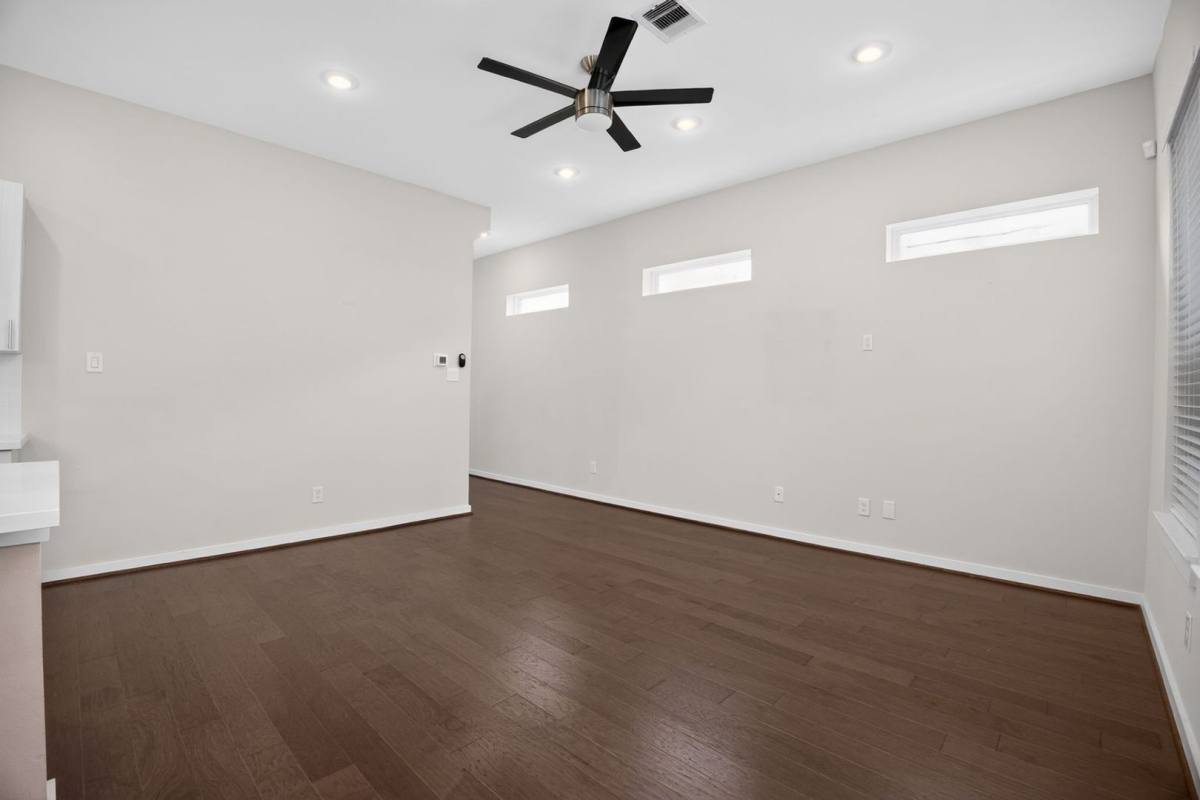 House for rent at 619 Thornton Oaks Lane, Houston, TX 77018