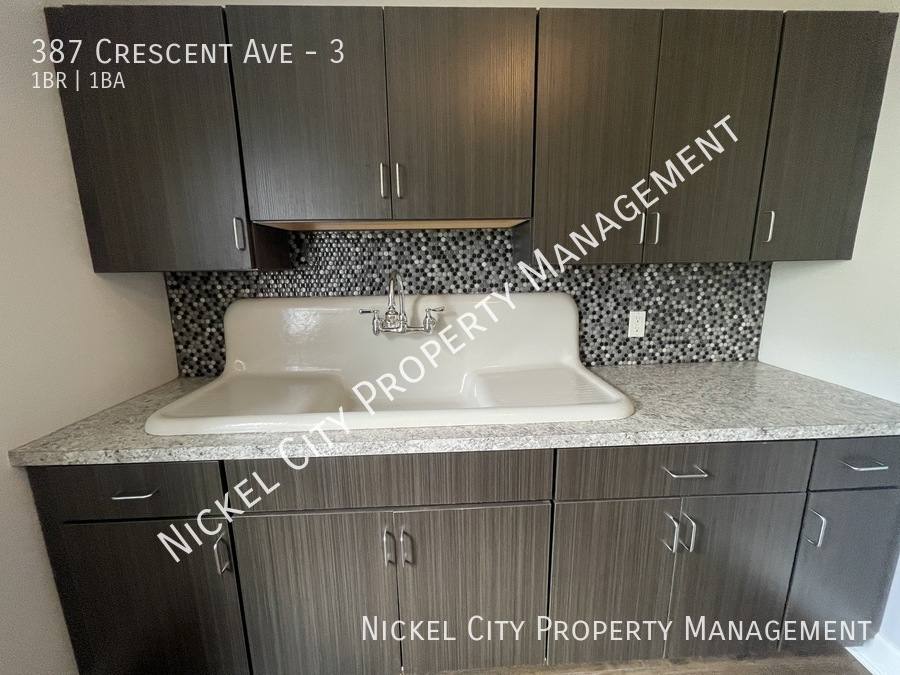 Apartment for rent at 387 Crescent Ave #3, Buffalo, NY 14214