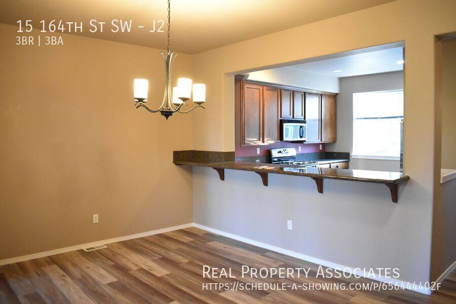 Townhouse for rent at 15 164th St SW #J2, Bothell, WA 98012