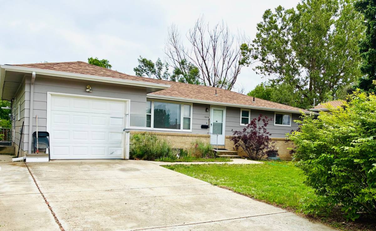 House for rent at 1616 James Dr, Loveland, CO 80538