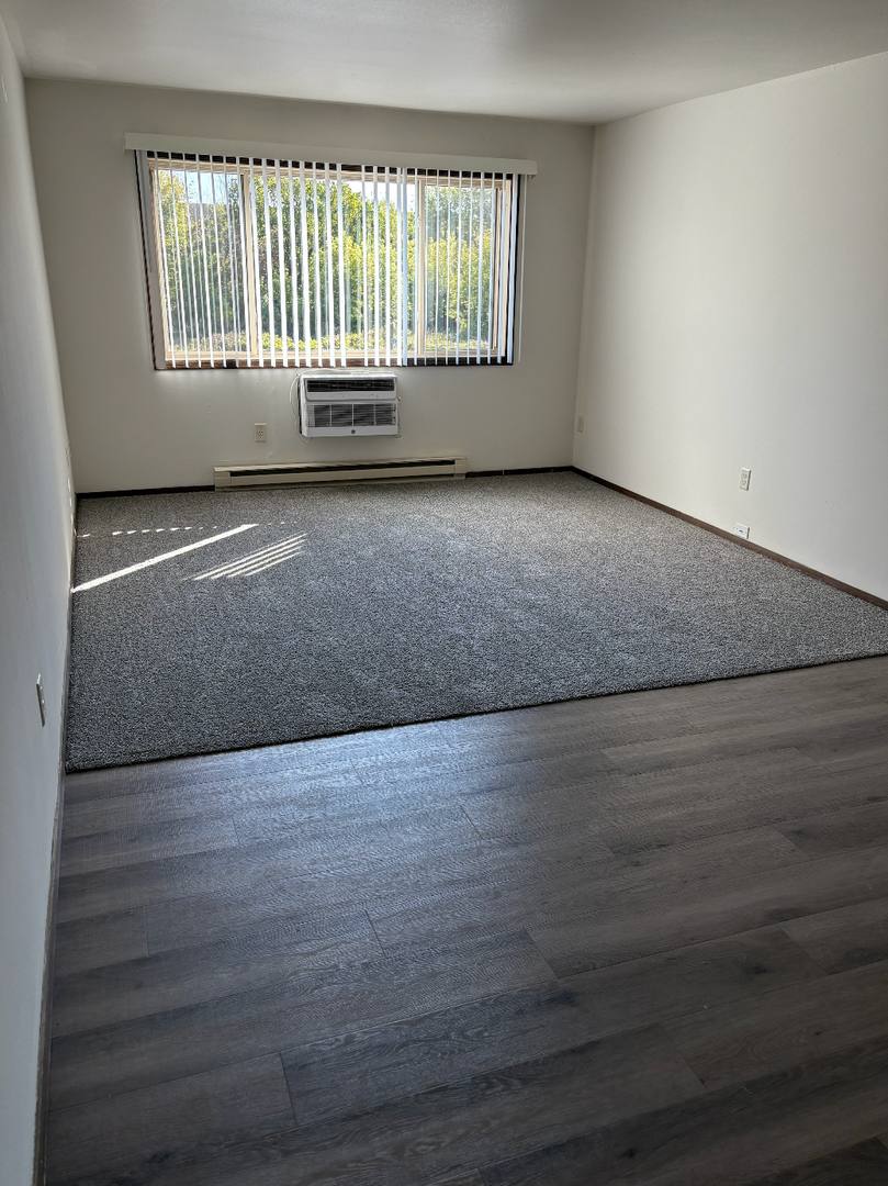 Apartment for rent at 111-117 Hospital Dr, Watertown, WI 53098