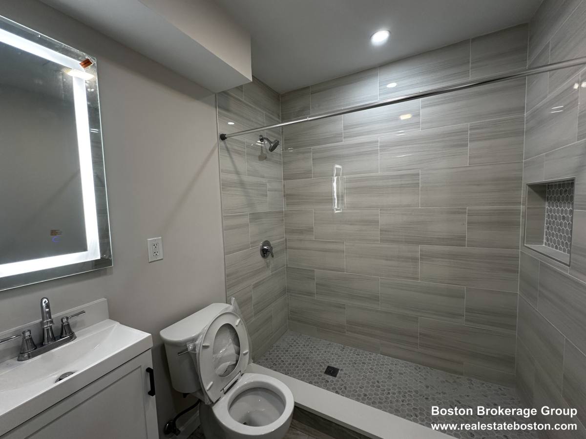 Apartment for rent at 57 Bennington St #4, East Boston, MA 02128