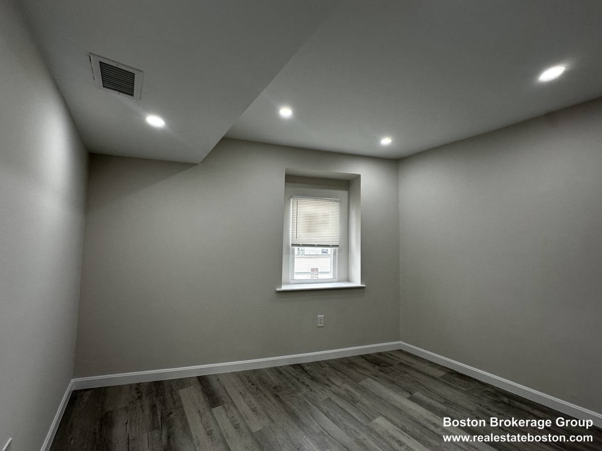 Apartment for rent at 57 Bennington St #4, East Boston, MA 02128