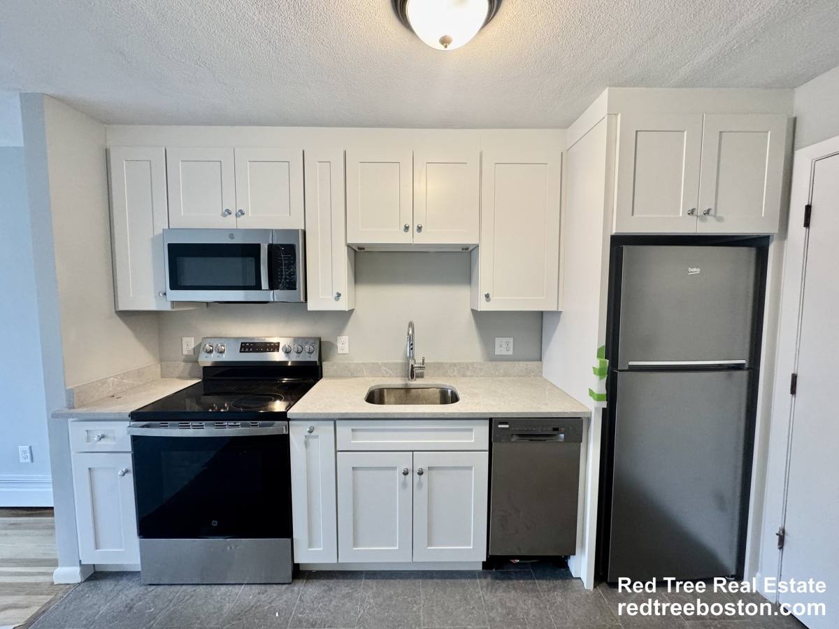 Apartment for rent at 97 Spring St #B7, West Roxbury, MA 02132