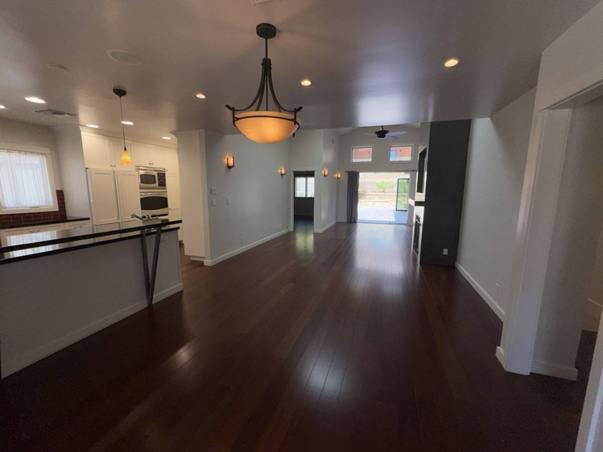 House for rent at 2746 N Kenneth Rd, Burbank, CA 91504