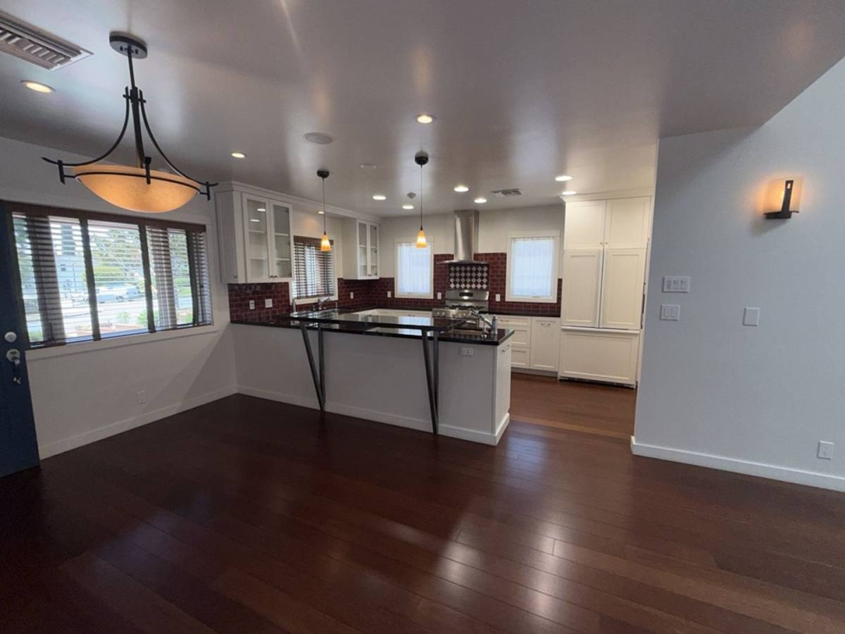 House for rent at 2746 N Kenneth Rd, Burbank, CA 91504