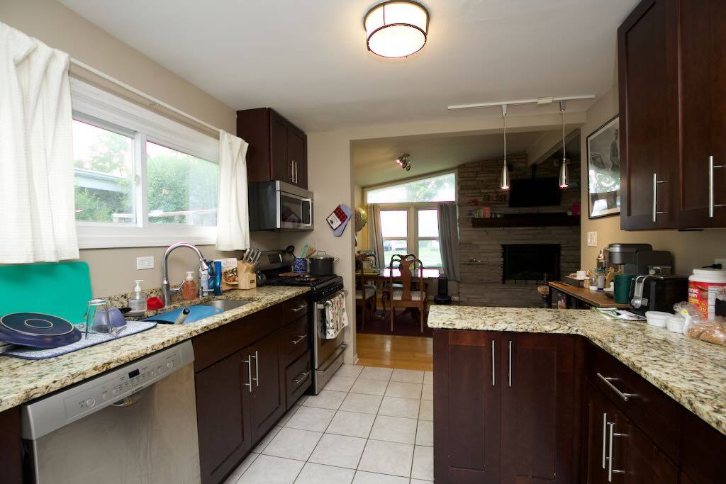 Apartment for rent at 53 Jeffrey #PHFS, Wheeling, IL 60090