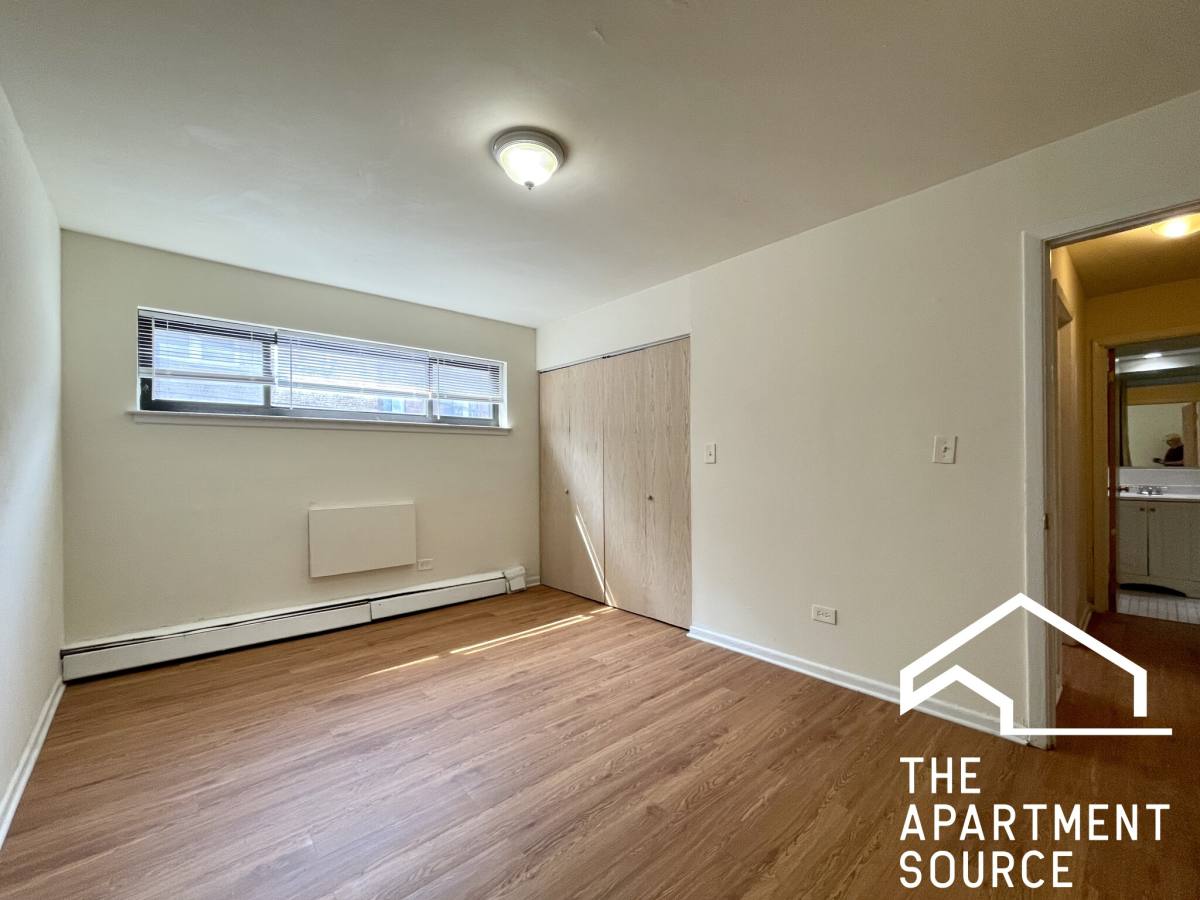 Apartment for rent at 6002 N Kenmore #106, Chicago, IL 60660