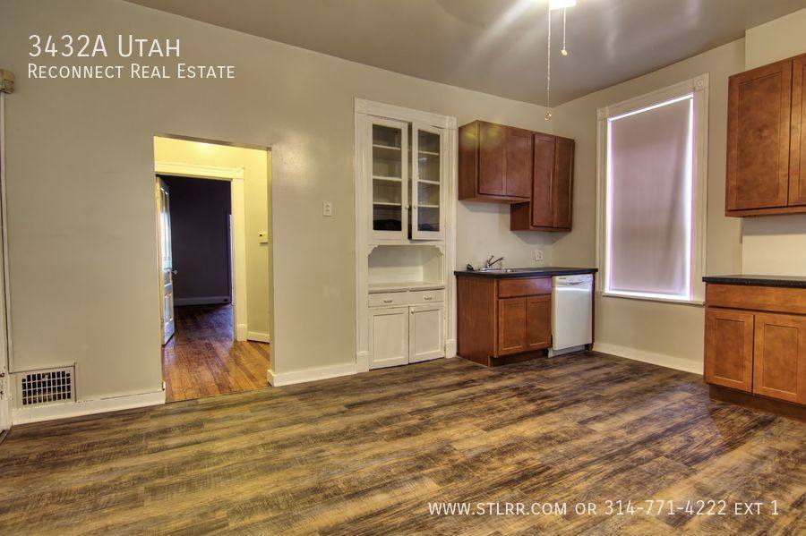 Apartment for rent at 3432A Utah, Saint Louis, MO 63118