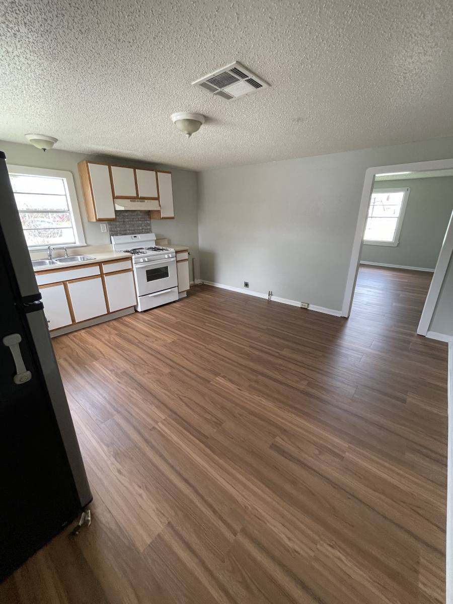 Apartment for rent at 2107 Montesquieu St, Chalmette, LA 70043