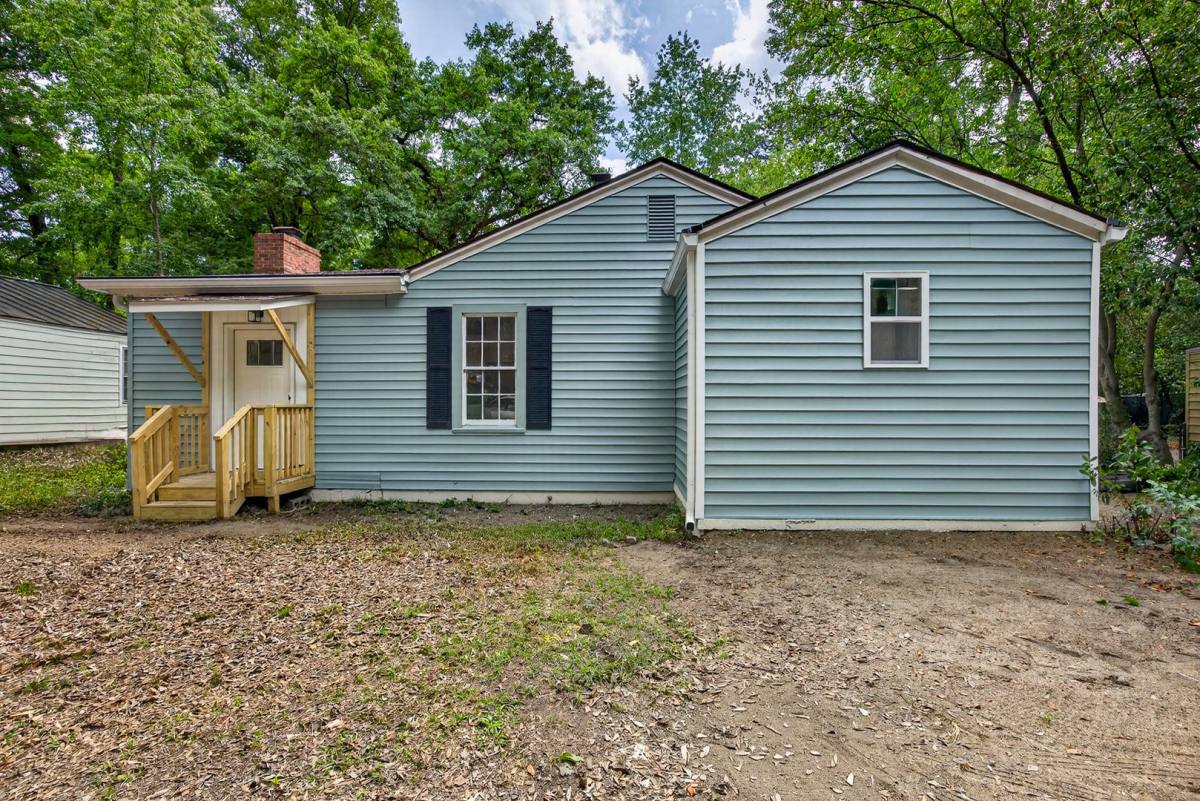 House for rent at 2218 Holt Dr, Columbia, SC 29205