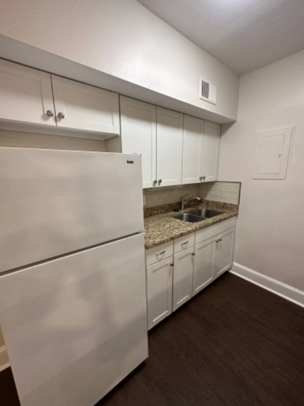 Condo for rent at 400 Queens Rd, Charlotte, NC 28207