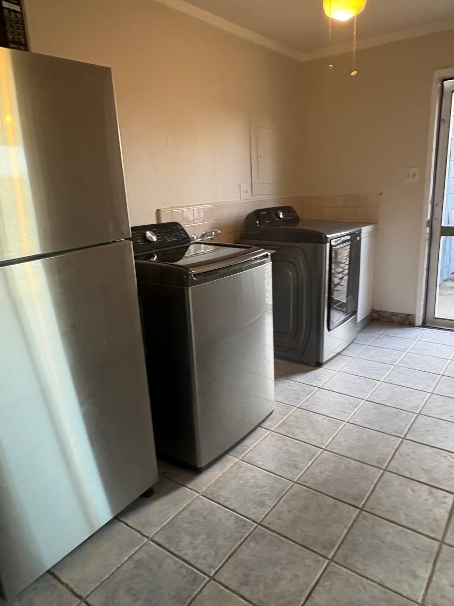 House for rent at 1390 W 15th St, Upland, CA 91786