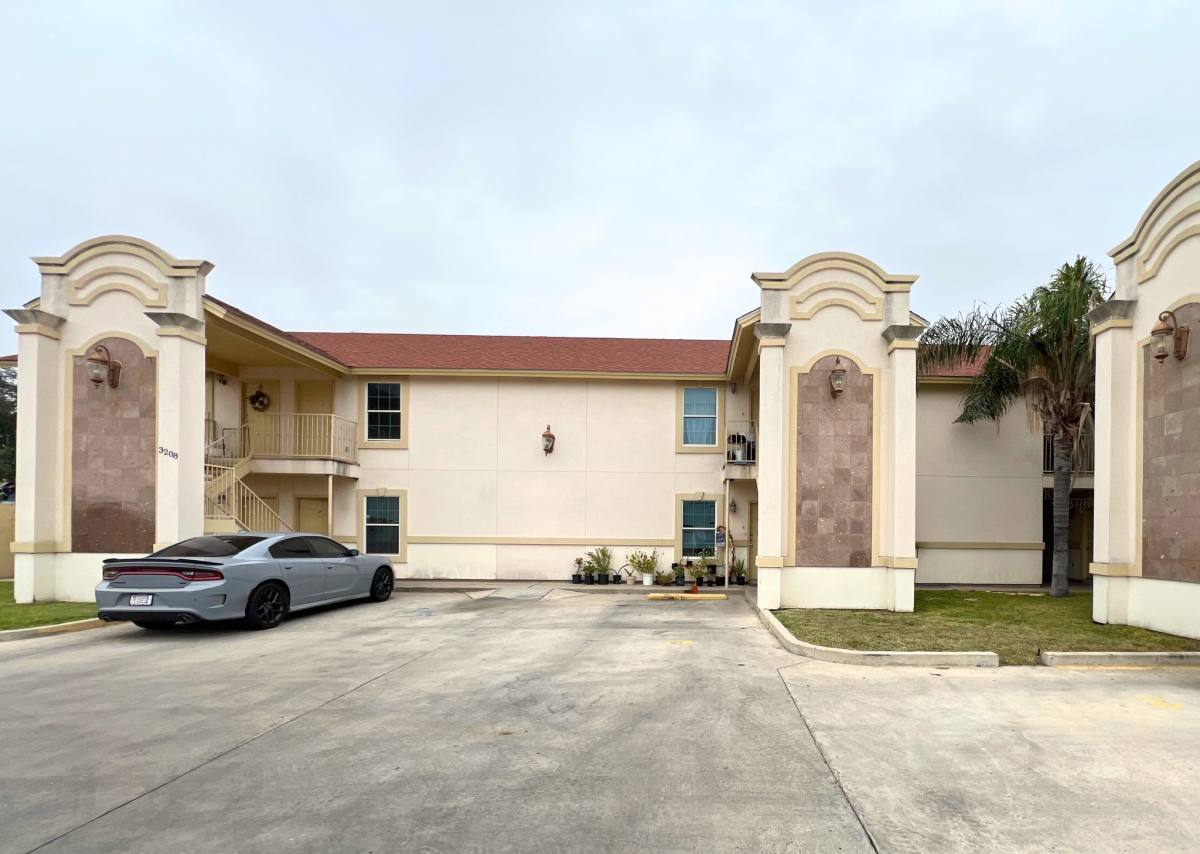 Apartment for rent at 3208 Gustavus St, Laredo, TX 78043