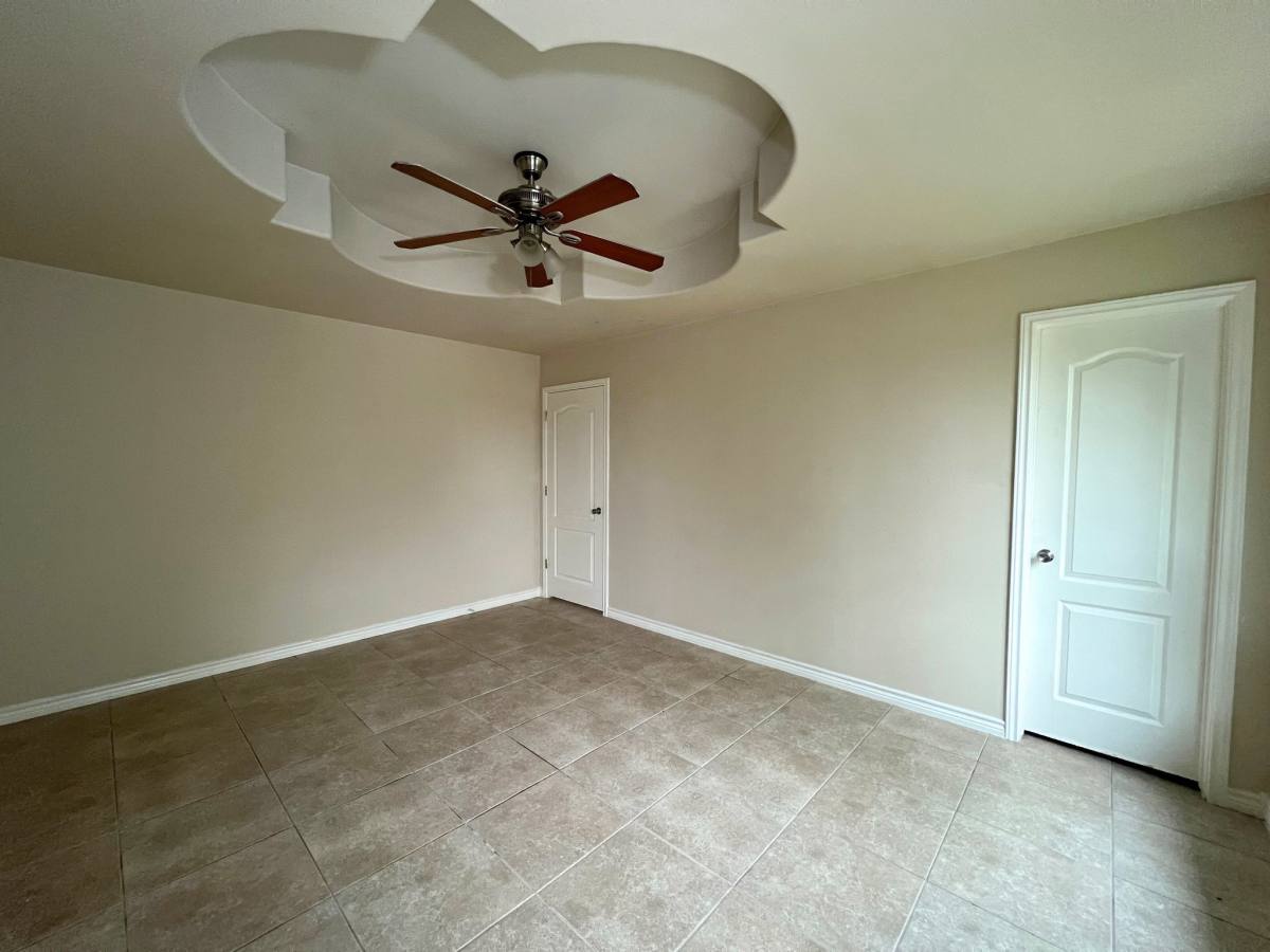 Apartment for rent at 3208 Gustavus St, Laredo, TX 78043