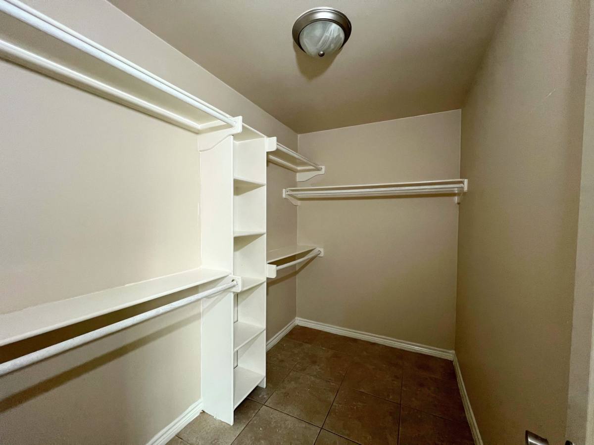 Apartment for rent at 3208 Gustavus St, Laredo, TX 78043