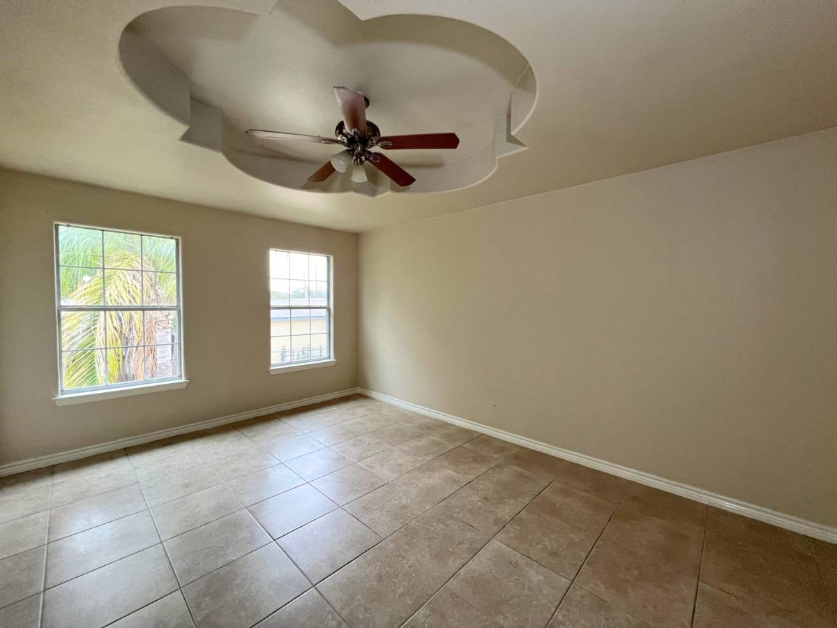 Apartment for rent at 3208 Gustavus St, Laredo, TX 78043
