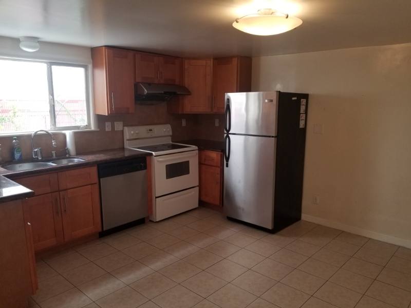 Apartment for rent at 906 Central Ave #A, Alameda, CA 94501