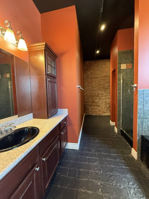 Apartment for rent at 310 E Michigan Ave #404, Kalamazoo, MI 49007