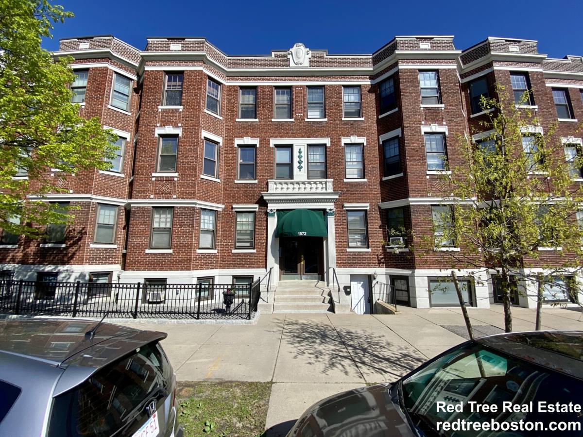 Apartment for rent at 1572 Commonwealth Ave #3, Brighton, MA 02135