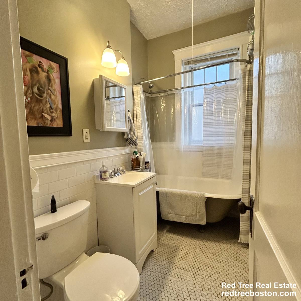 Apartment for rent at 1572 Commonwealth Ave #3, Brighton, MA 02135
