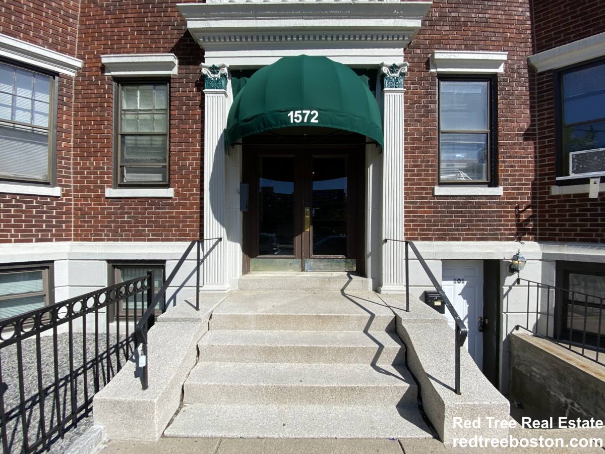 Apartment for rent at 1572 Commonwealth Ave #3, Brighton, MA 02135