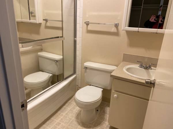 Apartment for rent at 1940 SE 80th Ave, Portland, OR 97215