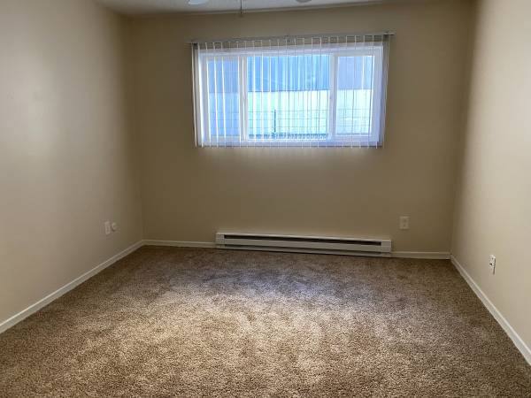 Apartment for rent at 1940 SE 80th Ave, Portland, OR 97215