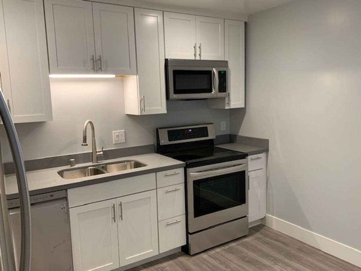 Apartment for rent at 1335 W Campbell Ave, Campbell, CA 95008