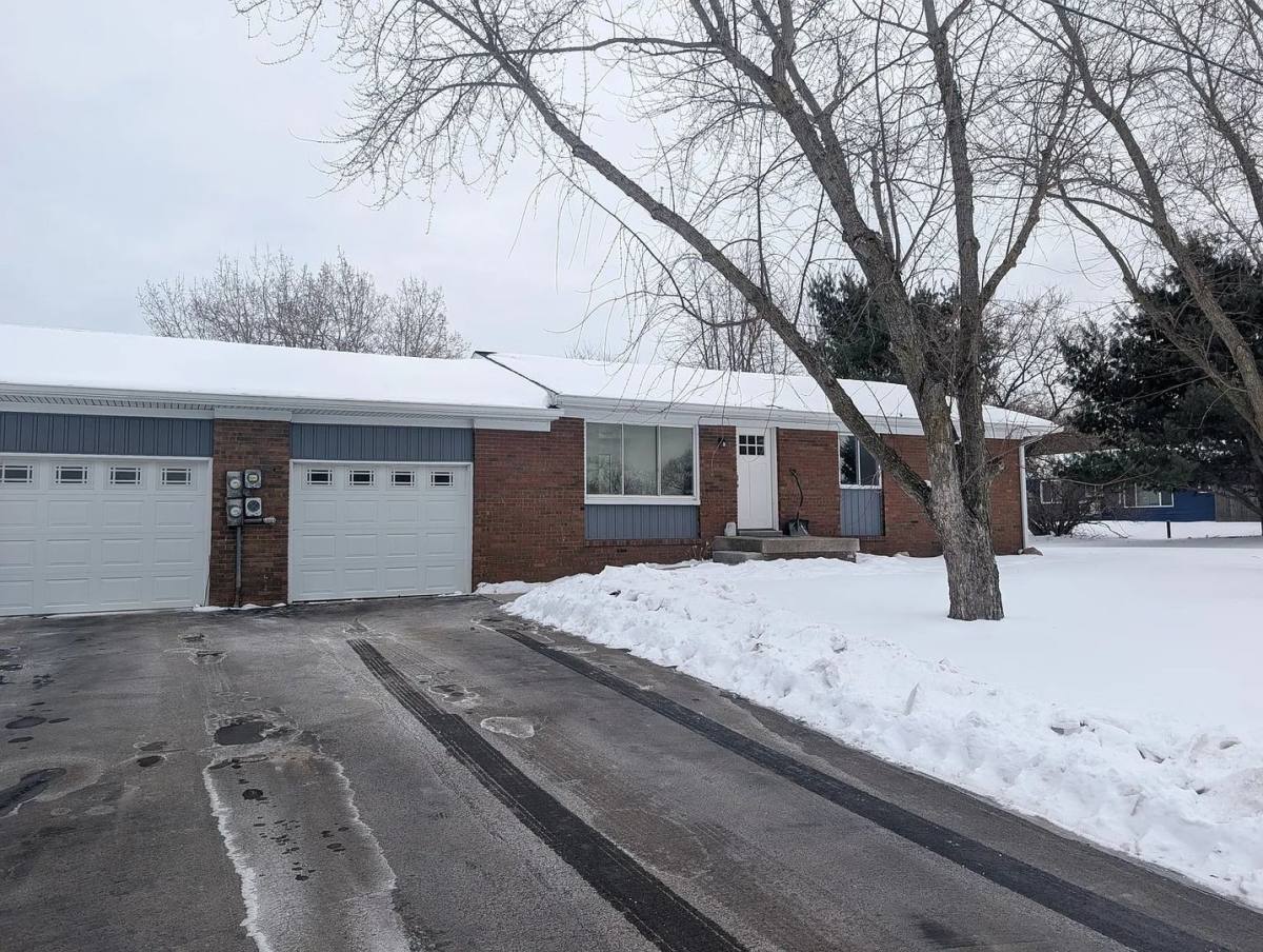 Apartment for rent at 2895 Spring Hill Rd, Howell, MI 48843