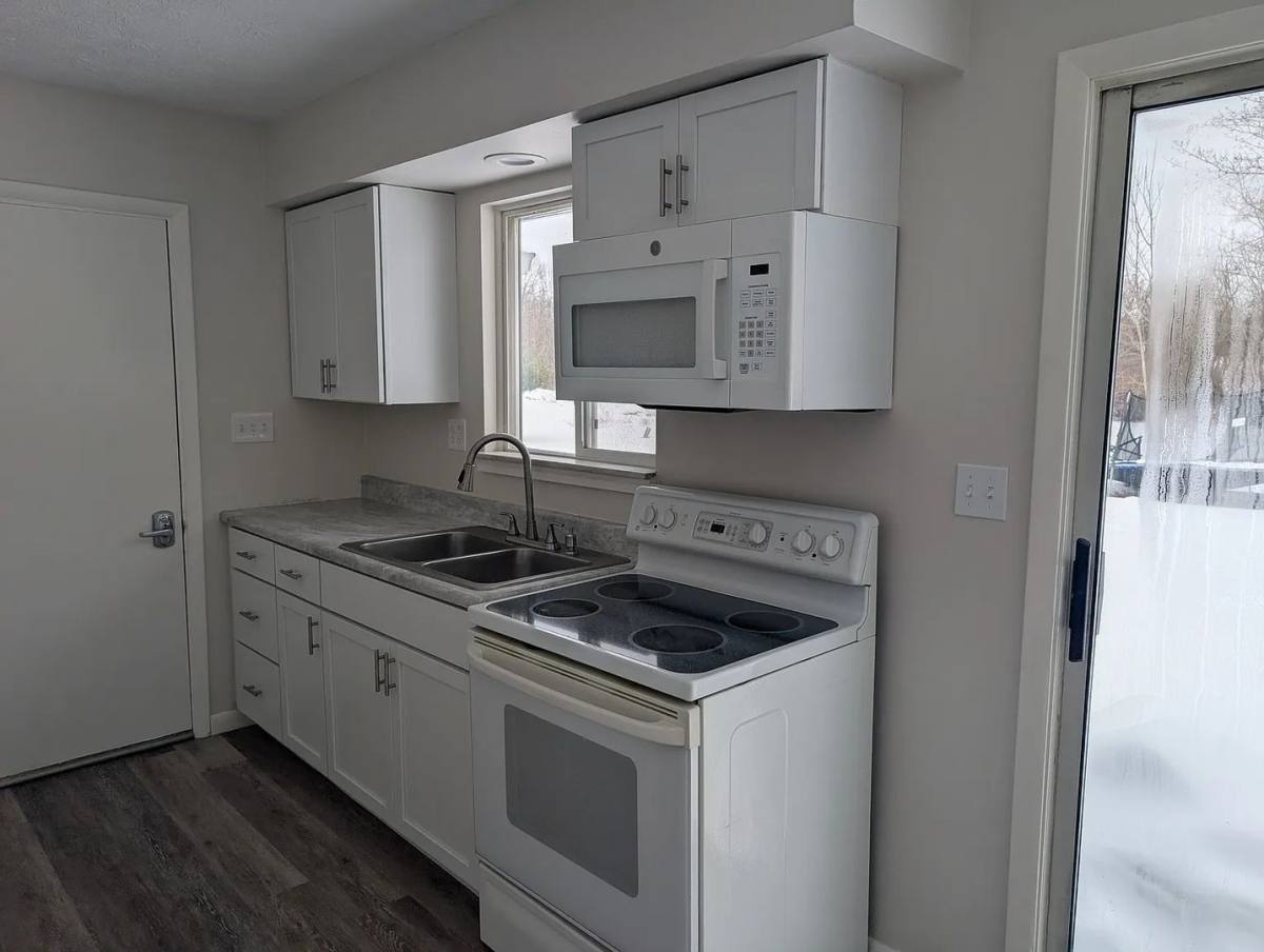 Apartment for rent at 2895 Spring Hill Rd, Howell, MI 48843